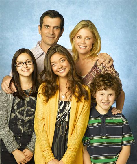 The Cast Of Modern Family Then And Now - Photos