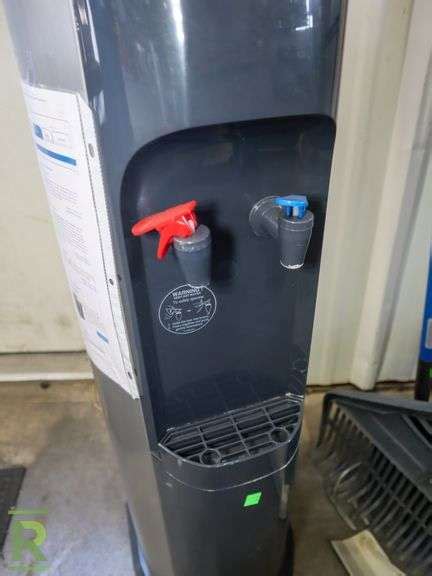 Clover Water Cooled Dispenser - Roller Auctions