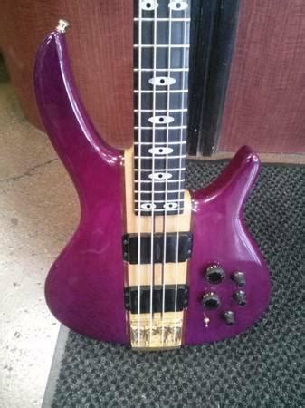 Rudy Sarzo Peavey Bass Guitar - for Sale in Las Vegas, Nevada Classified | AmericanListed.com