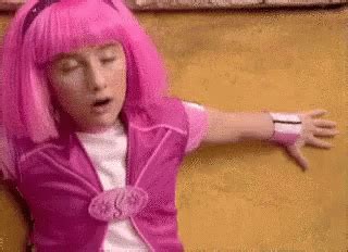 Stephanie Lazy Town GIF - Stephanie Lazy Town Pleasure - Descobrir e ...