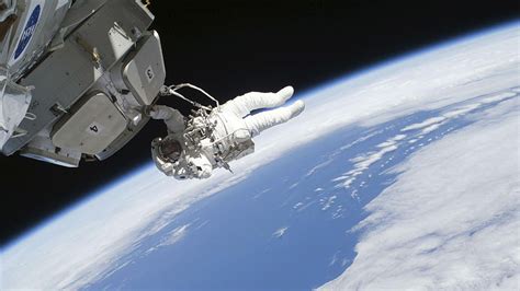 Should we live on Mars? NASA astronaut Ron Garan believes we should ...