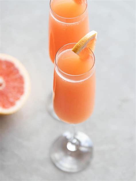 32 Easy Prosecco Cocktail Recipes to Make - PureWow