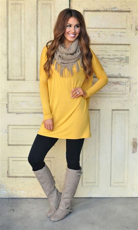 Awesome 42 Tunic and Leggings to Look Cool #Leggings #LookCool #Tunic | Outfits with leggings ...