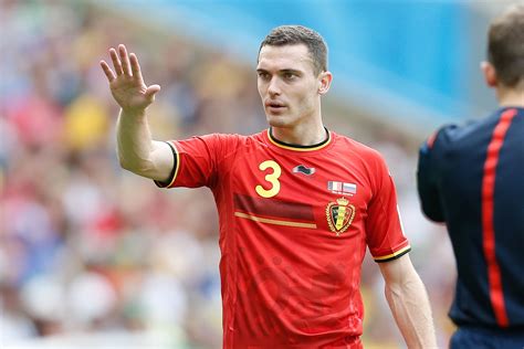 Engelse kranten zien Thomas Vermaelen bij Barcelona | De Standaard