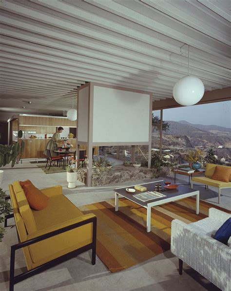 Creating the iconic Stahl House | Case study houses interior, Mid century house, Case study houses