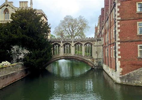 Bridge of Sighs Cambridge | Britain Visitor - Travel Guide To Britain