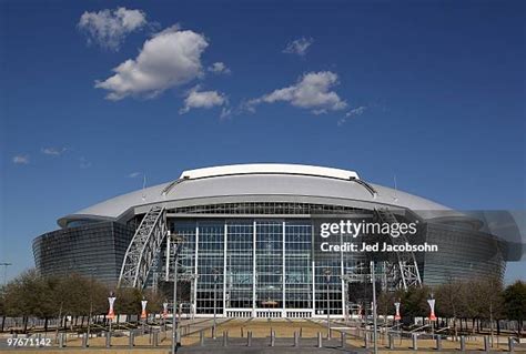 Cowboys Stadium Photos and Premium High Res Pictures - Getty Images