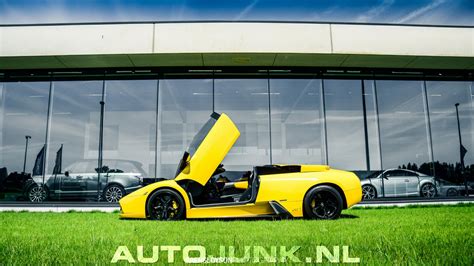 Lamborghini Murcielago VS Aventador - Gespot op Autoblog.nl