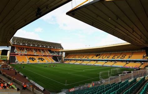 Molineux - football stadium - Soccer Wiki: for the fans, by the fans