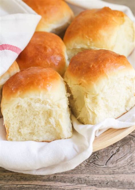 BEST Homemade Yeast Rolls Recipe | Lil' Luna