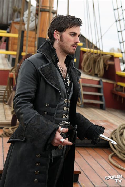 Episode 2.11 - The Outsider- Captain Hook - Once Upon A Time Photo ...