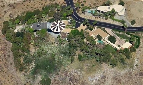 Elrod House - Landscape/Birds Eye View - modlar.com