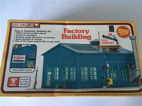 Showcase Miniatures 547 N Scale Service Station Accessories for Model Railroad Fast Shipping Low ...