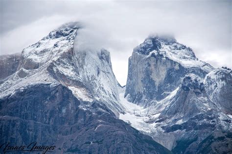 Los Cuernos of Chilean Patagonia : travel