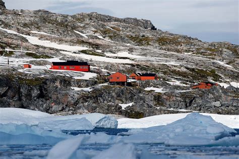 Cierva Cove's Natural Phenomena - Discover by Silversea