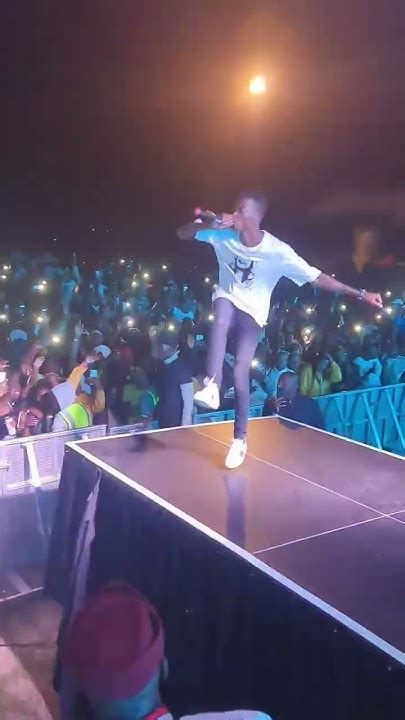 King Monada Performing_Ayeee_Kuwa_Yoo🔥🎶 - YouTube