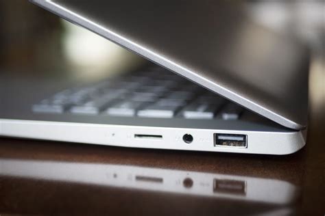 Lenovo Ideapad Laptop Review: A Basic Laptop With a Nice Build