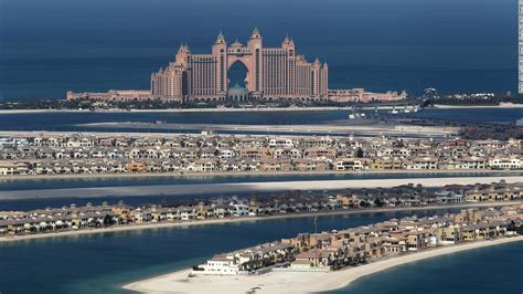 Making Atlantis: Dubai's artificial islands