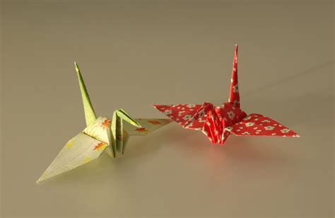 File:Origami cranes.jpg - Wikipedia