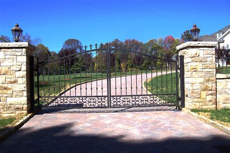 Automated wrought iron entrance gate | Iron gates, Entry gates, Wrought ...