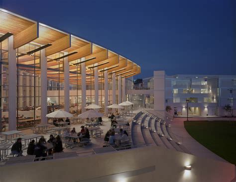 Eleanor Roosevelt College / Safdie Rabines Architects + Safdie ...