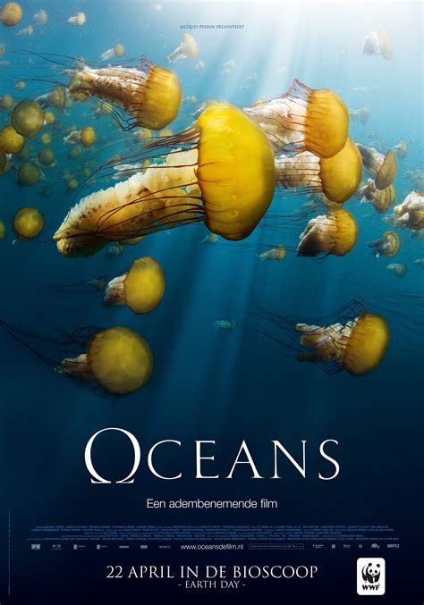 Oceans (2009) Movie Reviews - COFCA