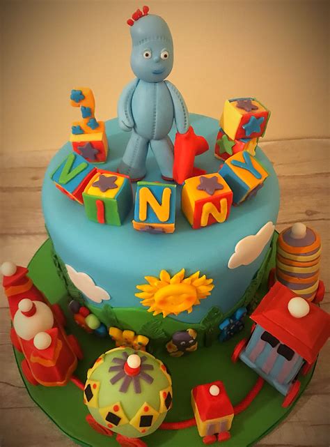 In the night garden cake! Took for ever to model this one ️ | Garden ...