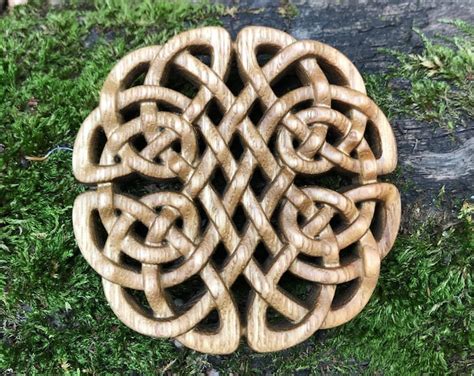 Wooden Celtic Knot, Wood Carved Knot, Natural Wood, Celtic Carved - Etsy