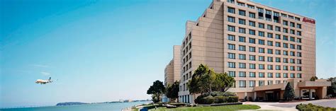 Hotel near SFO Airport | San Francisco Airport Marriott Waterfront