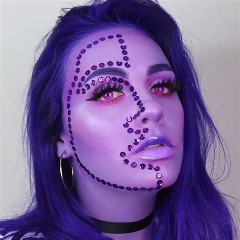 𝐅𝐋𝐎𝐑𝐀 sur Instagram : 💜💜💜Inspired by @makeupmouse and @brittnymakeup Used: @mehronmakeup ...