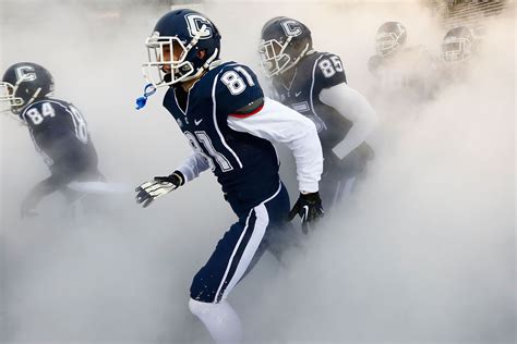 New UCONN Football Helmets Are The Greatest - BC Interruption