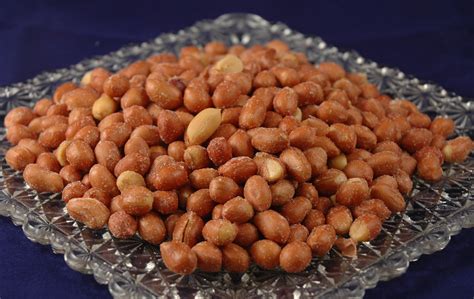 Roasted Salted Spanish Peanuts Recipe | Deporecipe.co