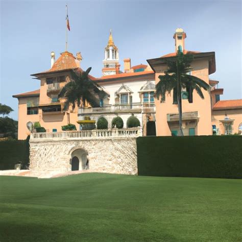 Can You Tour Mar-a-Lago? Exploring the President’s Florida Mansion ...