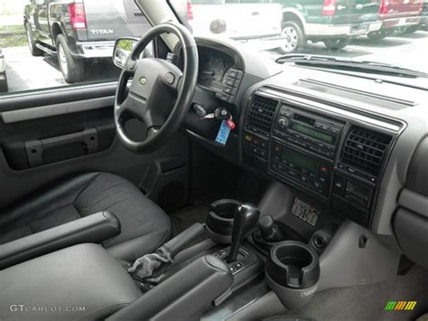 Black Interior 2002 Land Rover Discovery II SE Photo #69559101 | GTCarLot.com