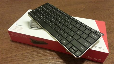 Fit and Nerdy: Microsoft Wedge Bluetooth Keyboard