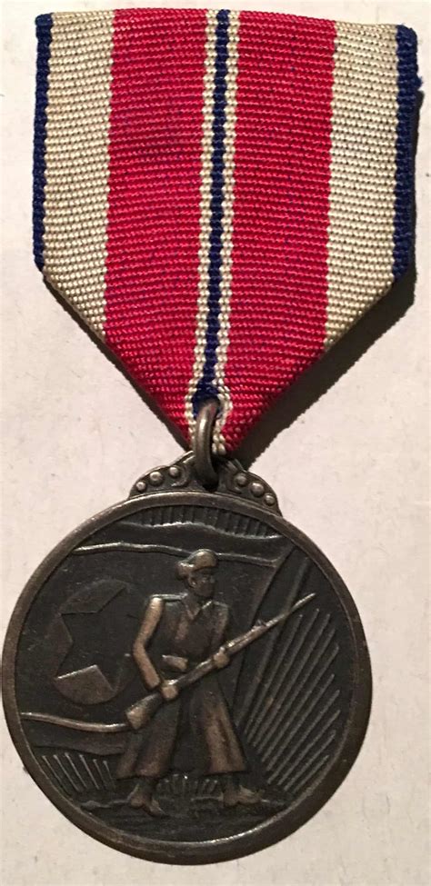 North Korean Meritorious Service Medal - Enemy Militaria