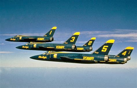 (1957-1968) Grumman F11F-1F Super Tiger - Blue Angels