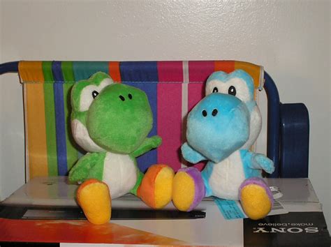 GAMING ROCKS ON: New Super Mario Bros. Wii Yoshi Plushies