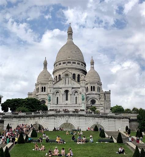 🇫🇷 25 Best & Famous France Landmarks to See in 2024