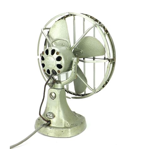 Retro Fan, Antique Fans, Desk Fan, Electric Fan, Shop Fans, Industrial Design, 1940s, Home ...