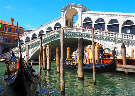 Grand Canal and Rialto Bridge in Venice jigsaw puzzle in Bridges ...