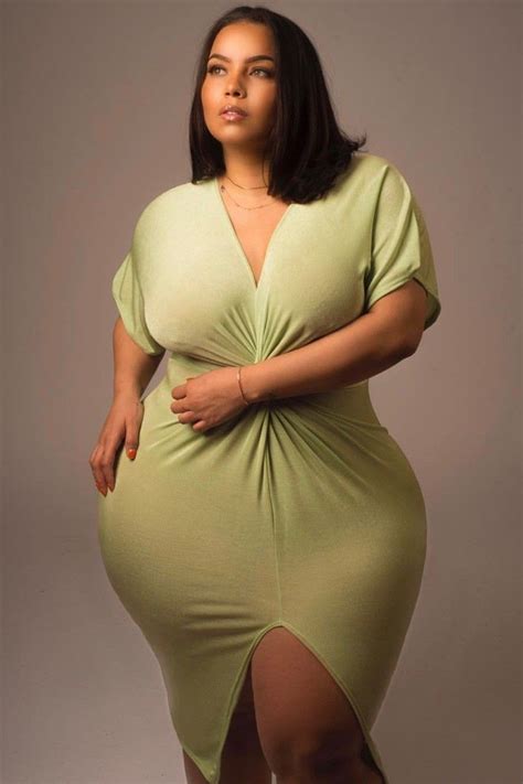 Allhailkingsteph | Curvy women fashion, Curvy girl fashion, Curvy woman