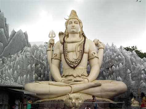 Shiva statue in Bangalore wallpapers and images - wallpapers, pictures ...