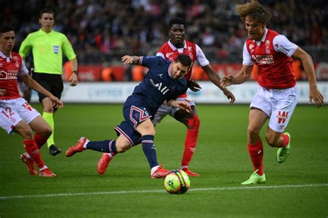 Mauricio Pochettino Reacts To Lionel Messi's PSG Debut: He's 'Far From His Best' | IBTimes