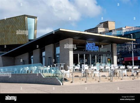 The Beach House restaurant and café situated on Blackpool promenade Stock Photo - Alamy