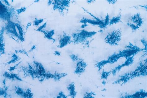 Premium Photo | Pattern of blue dye on cotton cloth, Dyed indigo fabric ...