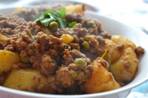 Mince Curry | Fatima Sydow Cooks