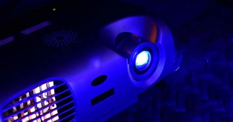 How to Set up Optoma Projector - Home Theater Geek