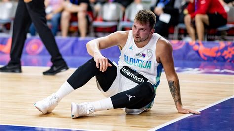 Mavericks News: Luka Doncic Spotted Nursing Ankle Injury