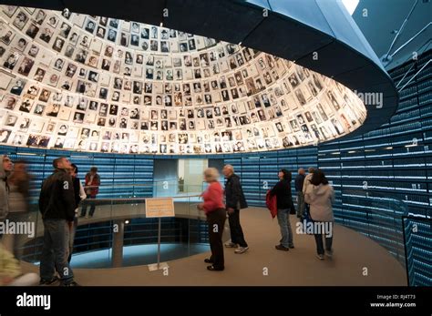 Yad vashem hall of names hi-res stock photography and images - Alamy